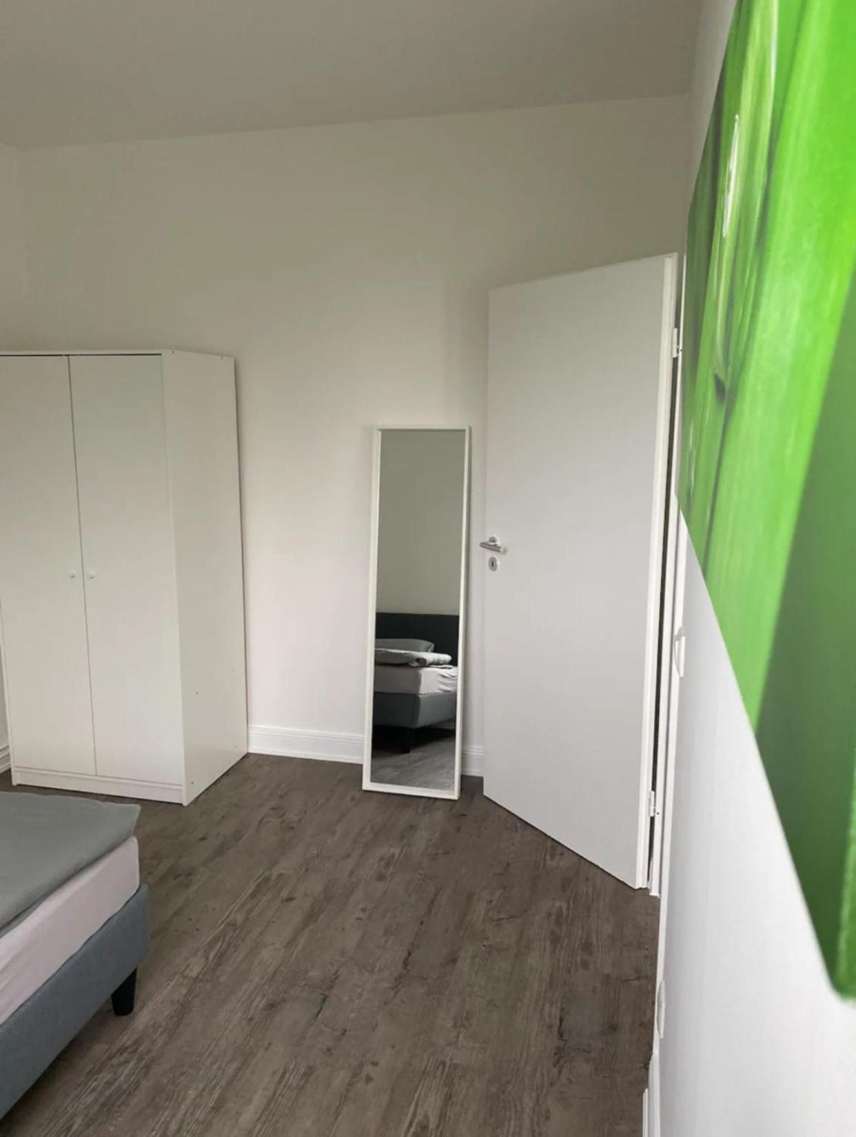 Zentrale 2 Zimmer Wohnung Hamburg Exterior foto